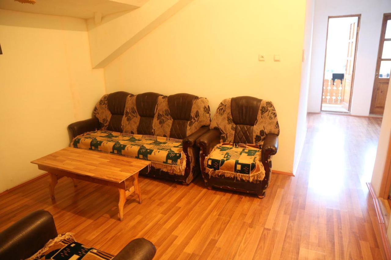 N&N Guest House Mestia Dış mekan fotoğraf